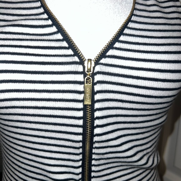 GUESS Exposed Zippered Tank Top Size M - Picture 3 of 7